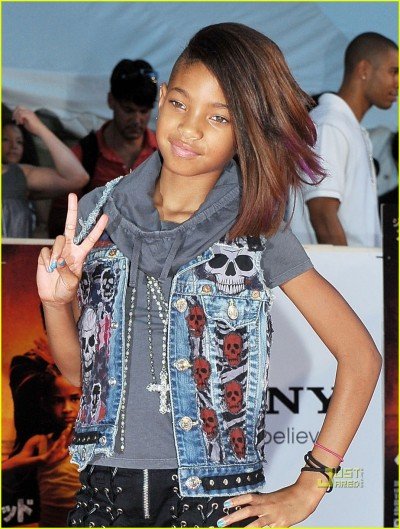 willow-smith-lace-up-pants-03-e1286812132457.jpg