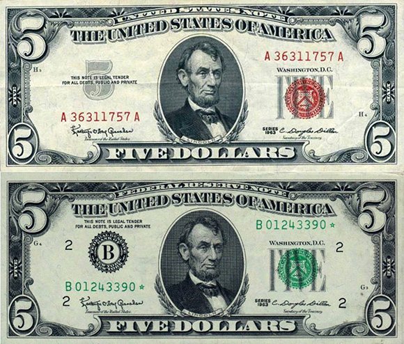 A comparison of a "United States Note" as issued by Kennedy (top) and a regular "Federal Reserve Note". Notice that the banner at the very top says "United States Note" instead of Federal Reserve Note". Also, the "B" logo of the Federal Reserve does not appear on the United States Note.