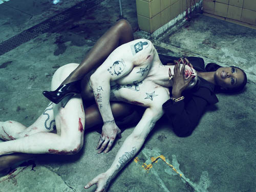 img naomi campbell 2 130354889840 Symbolic Pics of the Month (11/11)