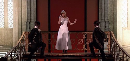 swiftama1 Taylor Swift's Performance at the 2012 AMA's: A Typical Initiation Ritual