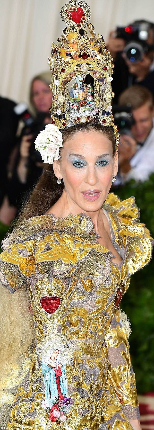 4BF5722F00000578 5703953 The worst offender was Sarah Jessica Parker who had an entire Na m 32 1525786015512 The 2018 Met Gala: Because the Industry Loves Blasphemy