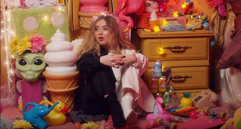 inmybed4 Sabrina Carpenter's "In My Bed": A Video about the Mind Control of a Young Girl ... Made by Disney