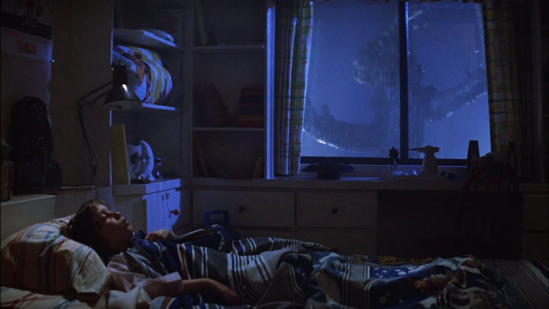 poltergeist2 The Insanely Dark Story Behind "Poltergeist" and its Young Star Heather O'Rourke